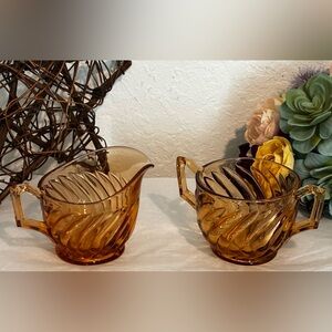 vintage ambercolored swirl optic pattern Depression glass creamer sugar bowl set